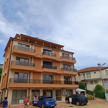 Студия Нестинарка Appartement